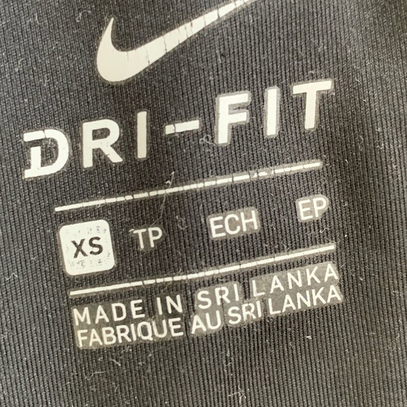 Nike small pocket leggings. Xs Excellent condition - Picture 3 of 4